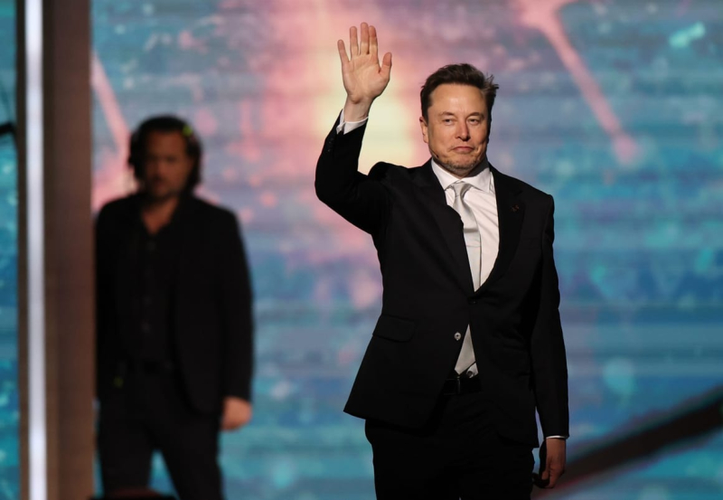 musk-back-in-trumps-good-graces-after-summer-of-public-feuding-0ce638d.jpg