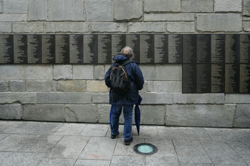 Red hands and pig heads: Russia’s plan to destabilize France goes on trial