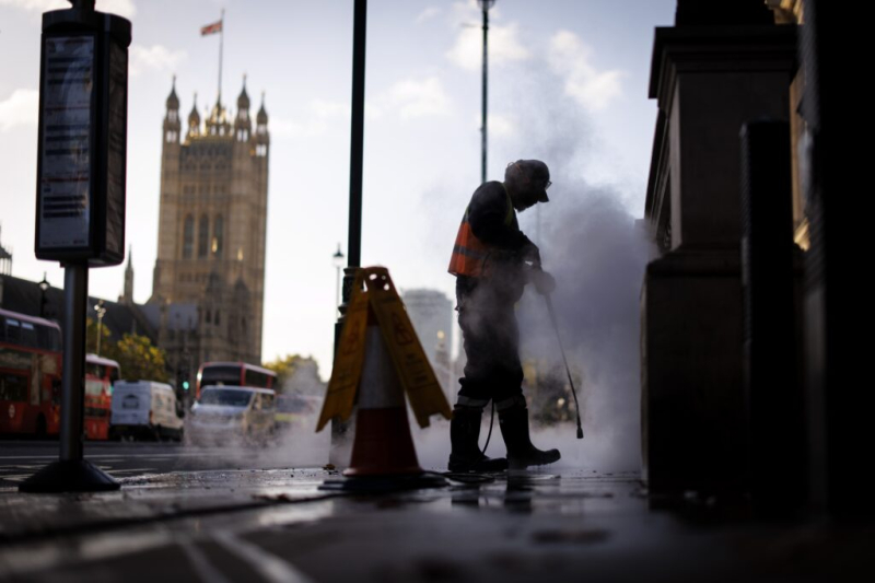 ‘I could feel the glares’: Influencers are getting killer access to Britain’s government