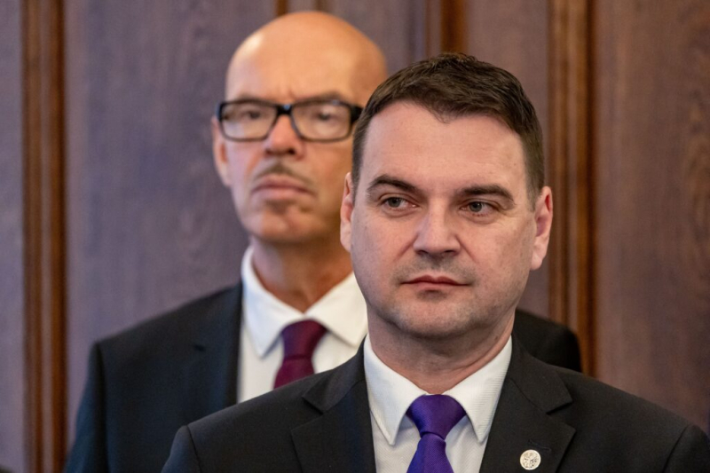 The racing driver and the rock star: Meet the Czech coalition’s 5 most divisive men