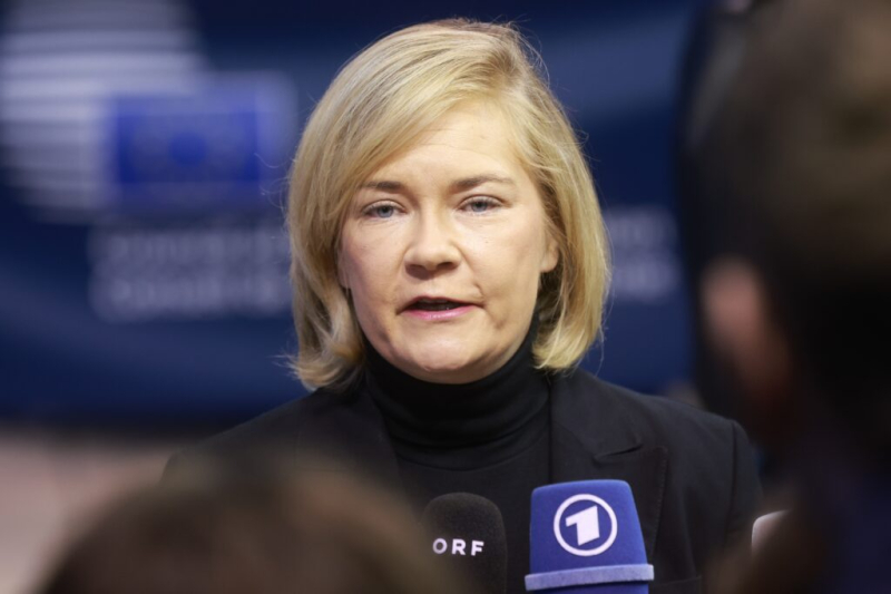 UK offers to work with Europe on Putin shadow fleet seizures