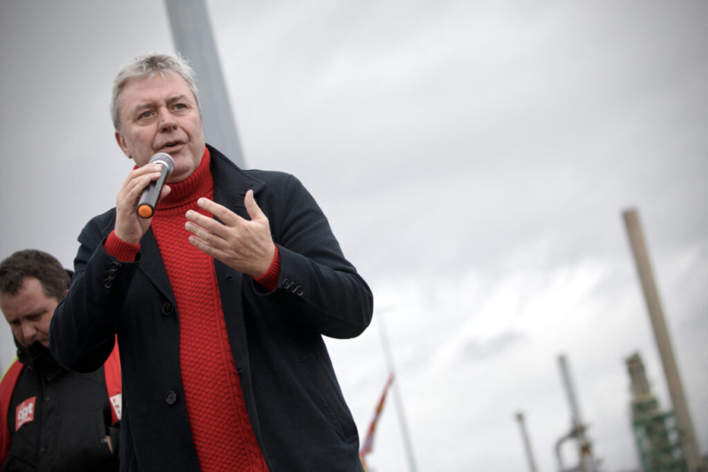 Édouard Philippe’s presidential ambitions run into trouble in his Normandy base