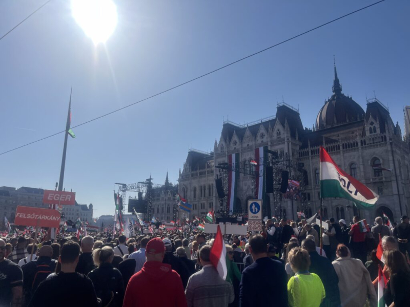 Showdown: Hungary’s Orbán, Magyar flex strength at huge rallies as election looms