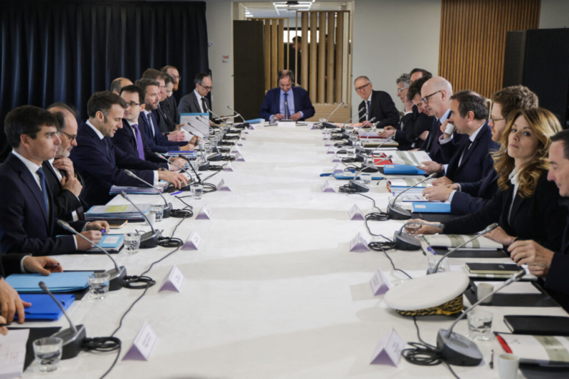 Macron’s inner circle starts heading for the exit