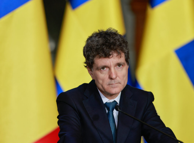Political chaos turns spotlight on Romania’s MAGA champion
