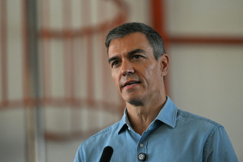 The French presidential candidate who wants to blow up the Franco-German engine