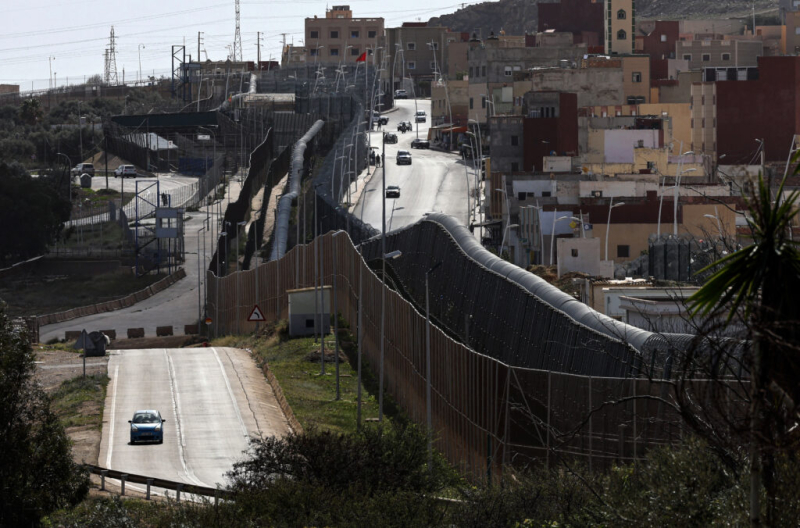 Spain sweats over its isolated territories in Africa