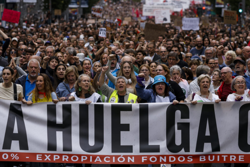 Spaniards protest housing crisis as Sánchez weighs snap vote