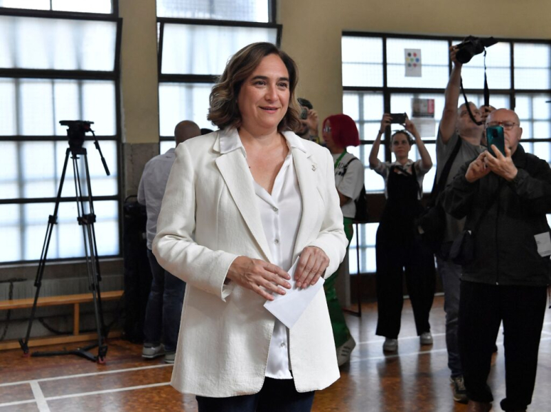 Spanish left-wing chaos dampens Sánchez’s hopes of election miracle