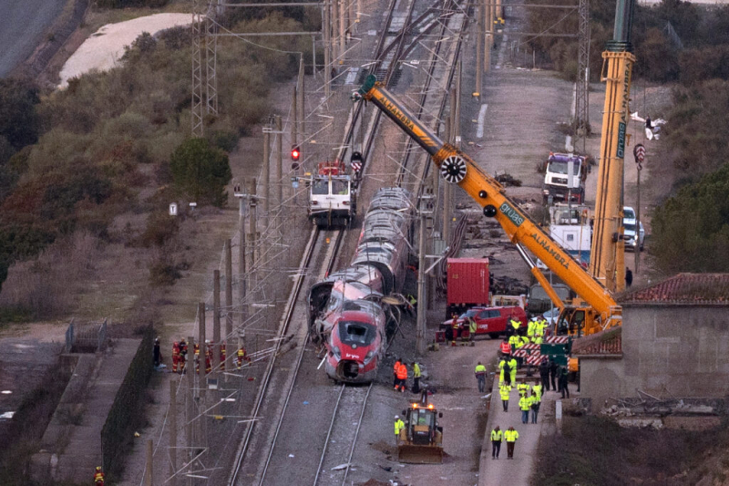 Spanish train disaster deals new blow to Sánchez’s long-shot election bid 